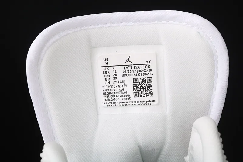 All categories Air Jordan Jordan series basketball shoes Air Jordan 1 Mid Air Jordan 1 Mid AJ1 Joe 1 colorful stitching metal flying wings DC1426-100